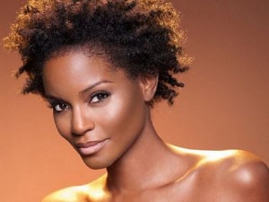 Le beurre de karité bio pour le soin de vos cheveux